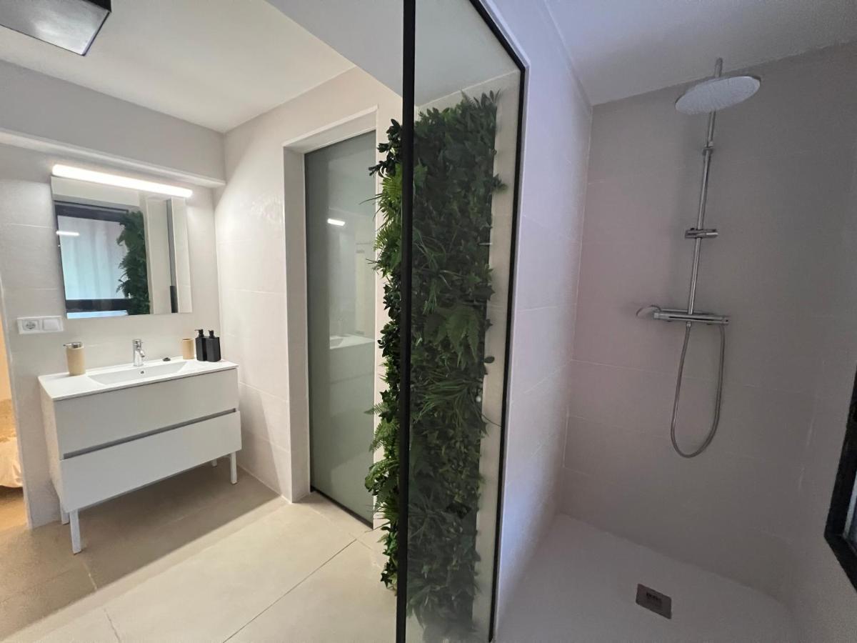 Nina Mala Otel Valensiya Dış mekan fotoğraf
