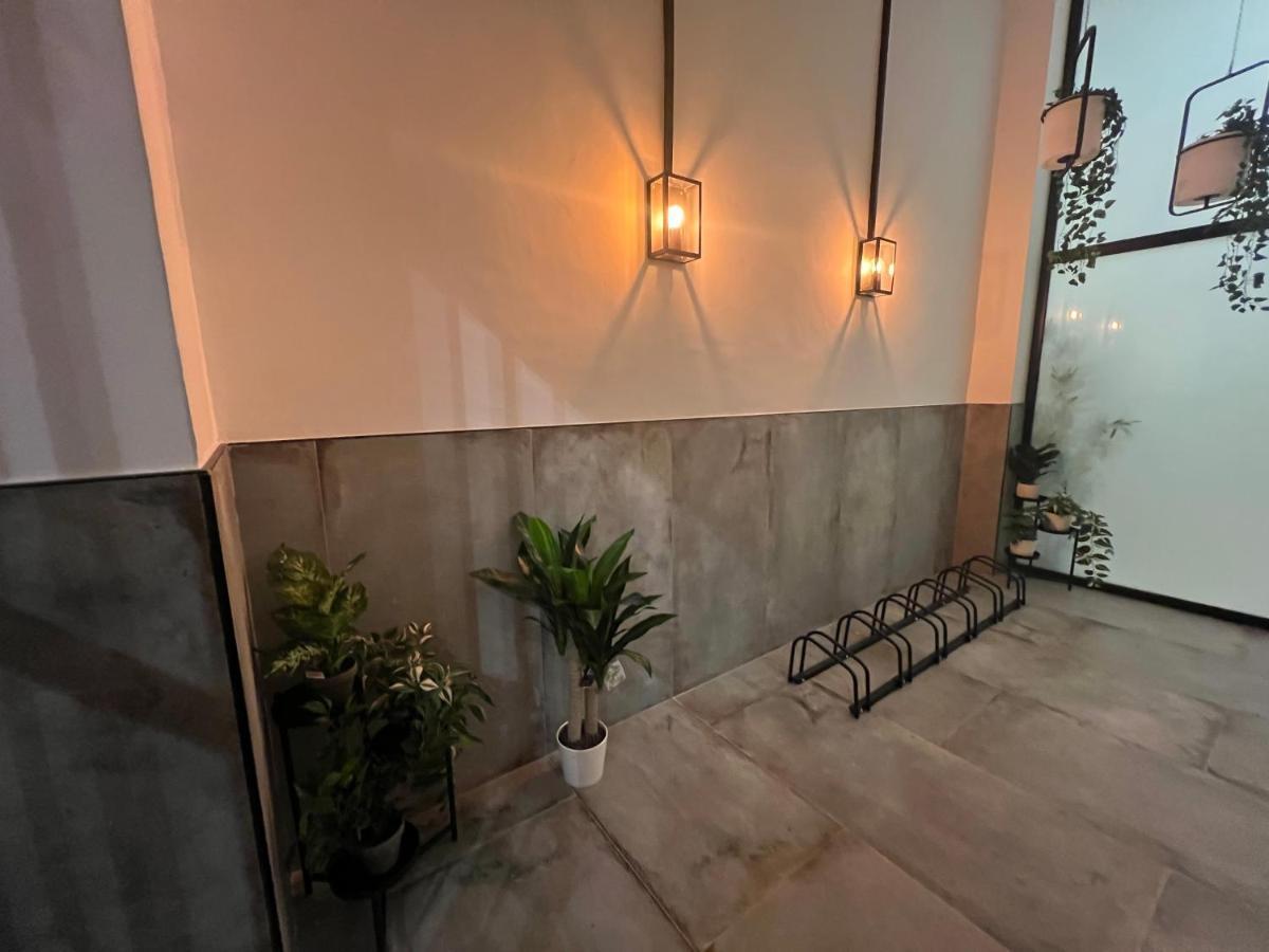 Nina Mala Otel Valensiya Dış mekan fotoğraf
