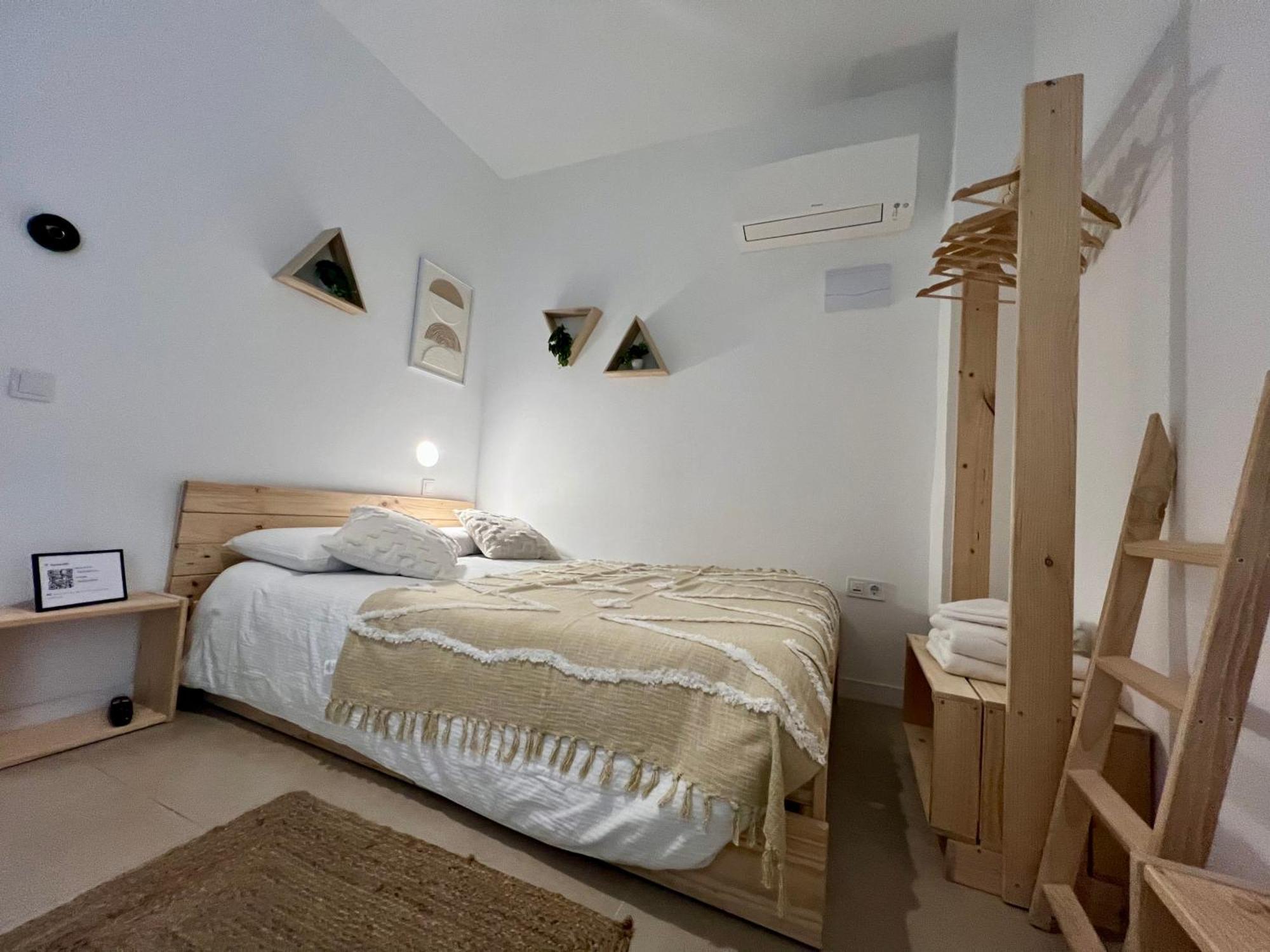 Nina Mala Otel Valensiya Dış mekan fotoğraf