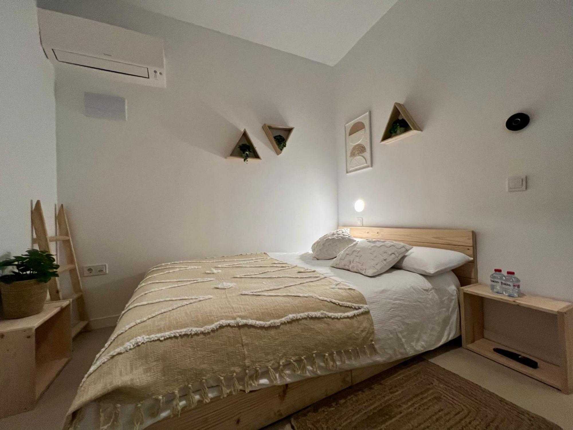 Nina Mala Otel Valensiya Dış mekan fotoğraf