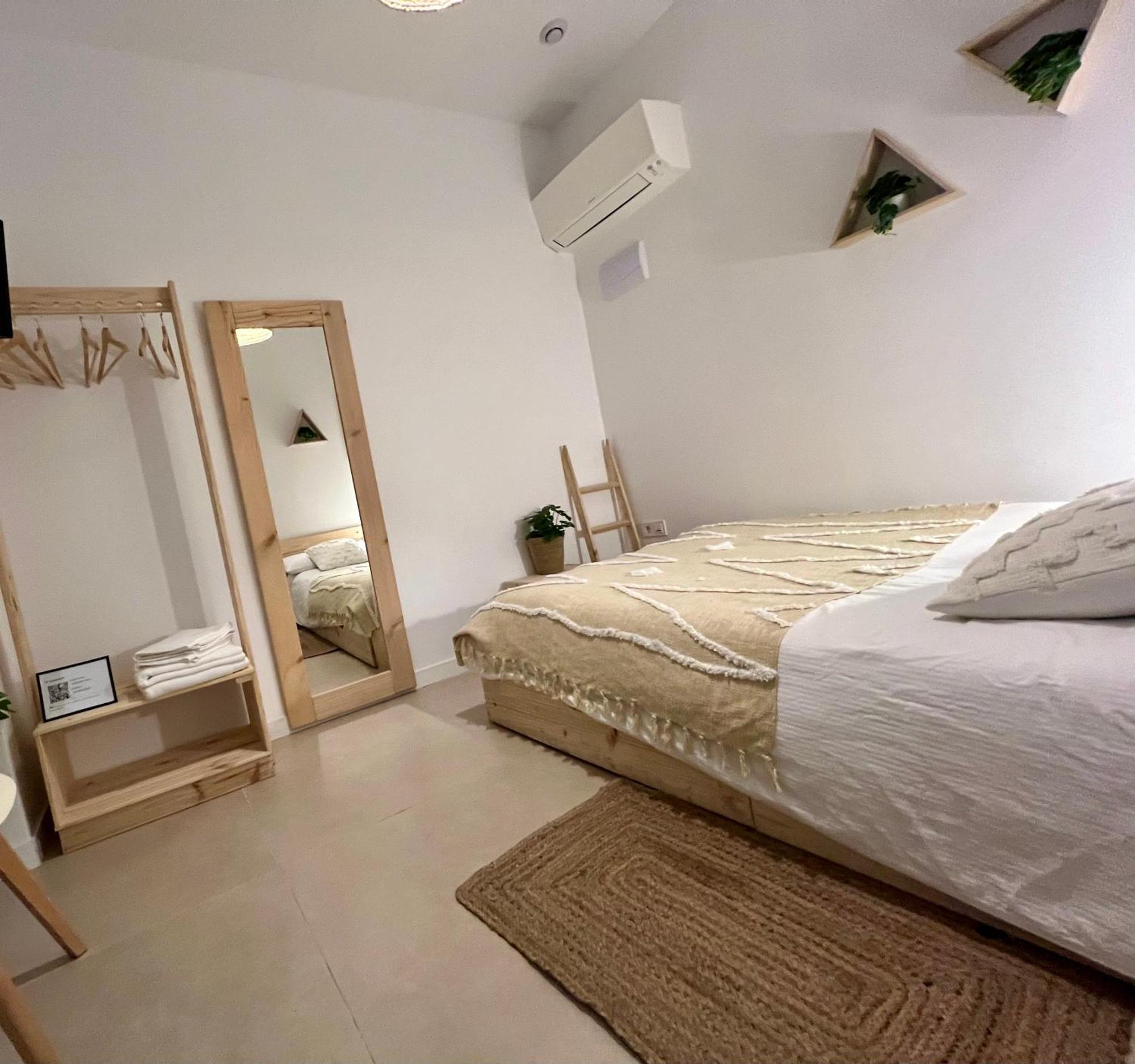 Nina Mala Otel Valensiya Dış mekan fotoğraf